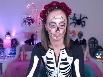 girl cam all day holihurricane image #3012407