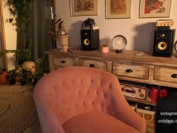 girl cam all day effyloweell image #485148