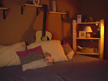 girl cam all day cuteelsa_ image #6058843