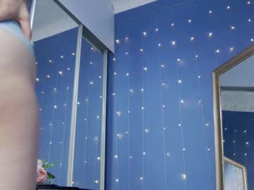 girl cam all day kriskras__ image #6353431