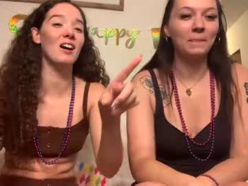 girl cam all day kylieexoxoxo2432 image #6316175