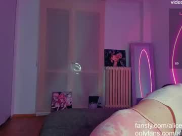 couple cam all day alicekaneky_xx image #9106413