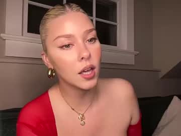 girl cam all day novavangogh image #7820301