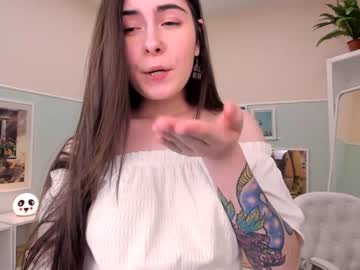 girl cam all day naomi_parsons image #950009