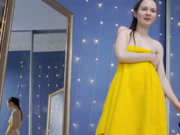 girl cam all day kriskras__ image #5449070