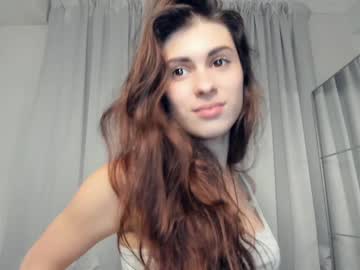 girl cam all day love_storiesa image #5393402