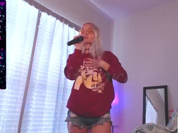 girl cam all day petitebrat image #5040674