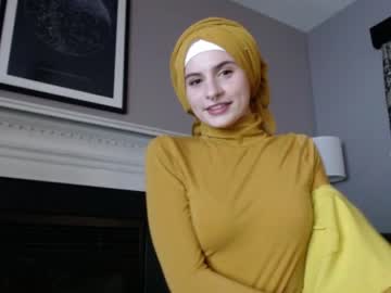 girl cam all day fiestyfatima1 image #2641344