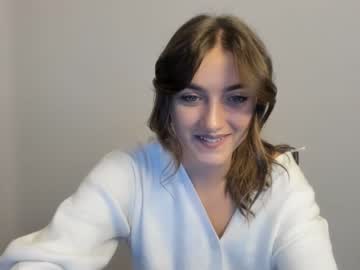 girl cam all day omiliver image #375497