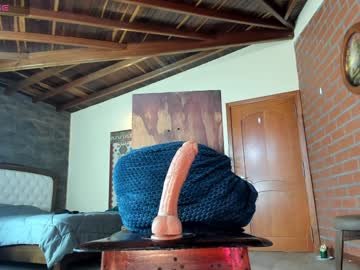 girl cam all day little_izzi image #7970412