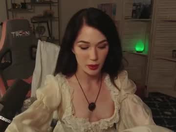 girl cam all day evelynclaire image #6158440