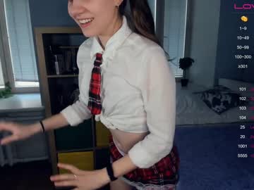 girl cam all day youne_and_beautiful image #4274898