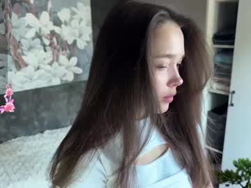 girl cam all day plumybun image #9350355