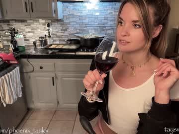 girl cam all day phoenix_taylor image #3979974