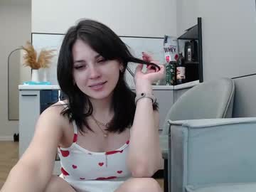 girl cam all day uninvited_raccoon image #9277316