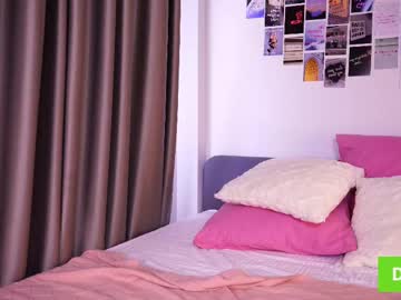 girl cam all day sophia_pond_ image #9122583