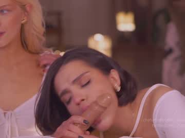 girl cam all day _2strangers image #3593310