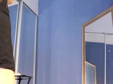 girl cam all day kriskras__ image #9208381