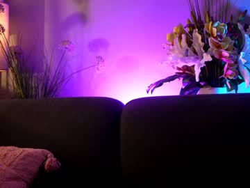 girl cam all day littlee33 image #3197611
