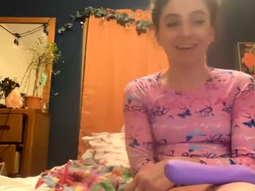girl cam all day cute_n_horny4u image #4178960