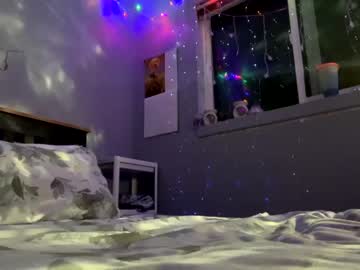girl cam all day peanut_03 image #884258