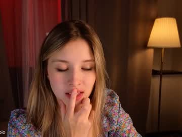 girl cam all day milablush image #4005738