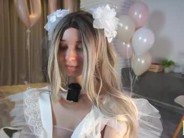 girl cam all day checkmypeach image #8890260