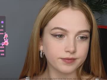 girl cam all day small_blondee image #7887193