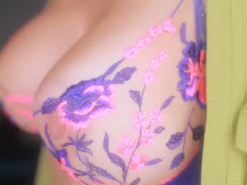 girl cam all day visualedge image #3255206