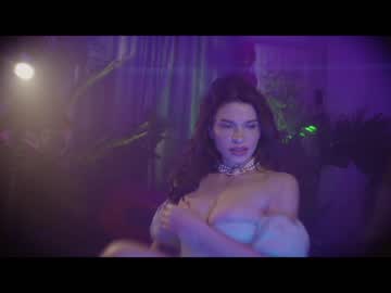 girl cam all day lucieoude_ image #3728498