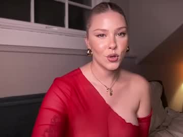 girl cam all day novavangogh image #7479222