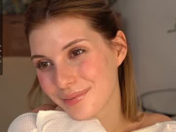 girl cam all day refined_style image #8067800