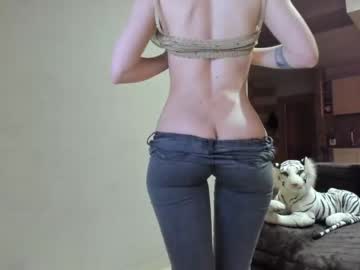 girl cam all day sofiaandwonderland image #1261450