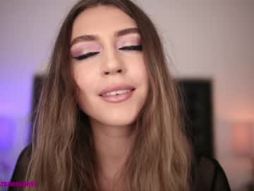 girl cam all day shy_jane image #1234399