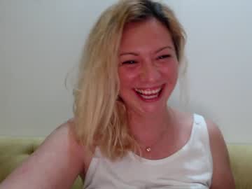 girl cam all day kiradivine image #2192527