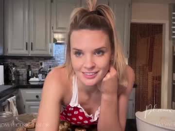 girl cam all day phoenix_taylor image #6606210