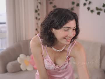 girl cam all day you_fell_in_love image #8270442