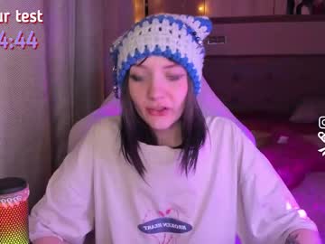 girl cam all day elizabethbritanny image #9064604