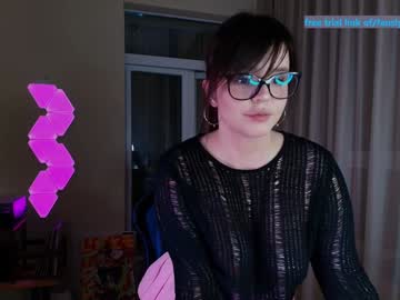 girl cam all day aavee image #9358266