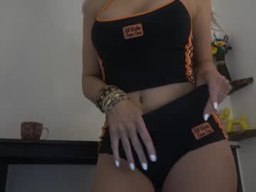 girl cam all day english_rose__ image #9323710