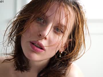 girl cam all day ellaa91 image #3783700