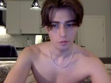 man cam all day nonrelevant01 image #1136747