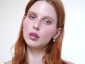 girl cam all day ellaa91 image #7530694