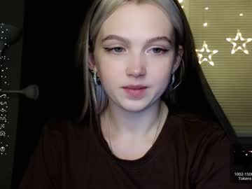 girl cam all day small_blondee image #5682600