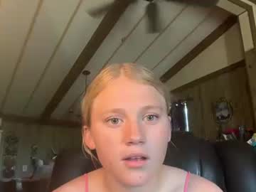 girl cam all day kayleighashford image #9641728