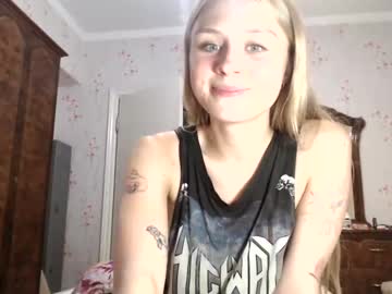 couple cam all day ellie_mcqueen image #2199052