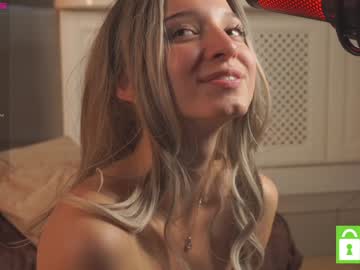 girl cam all day checkmypeach image #7699387