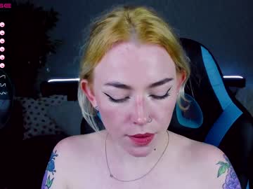 girl cam all day sedwunder image #2279802