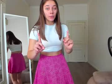 girl cam all day eleonora_linn image #2891647