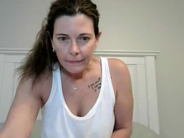 Cam for naughtynikkiexx